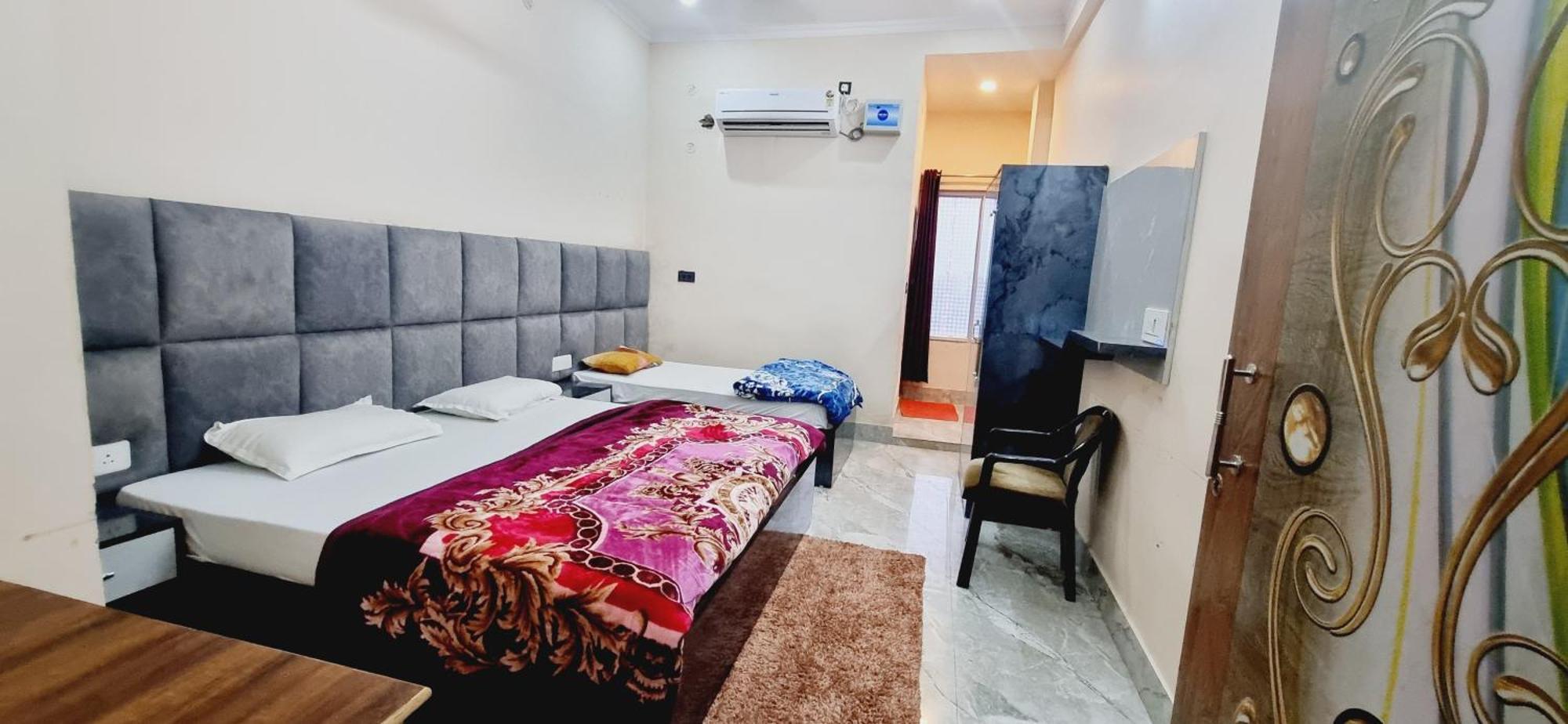 Surya Palace Ayodhya Zewnętrze zdjęcie
